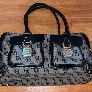 COPY - Dooney & Bourke vintage bag. Great condition!